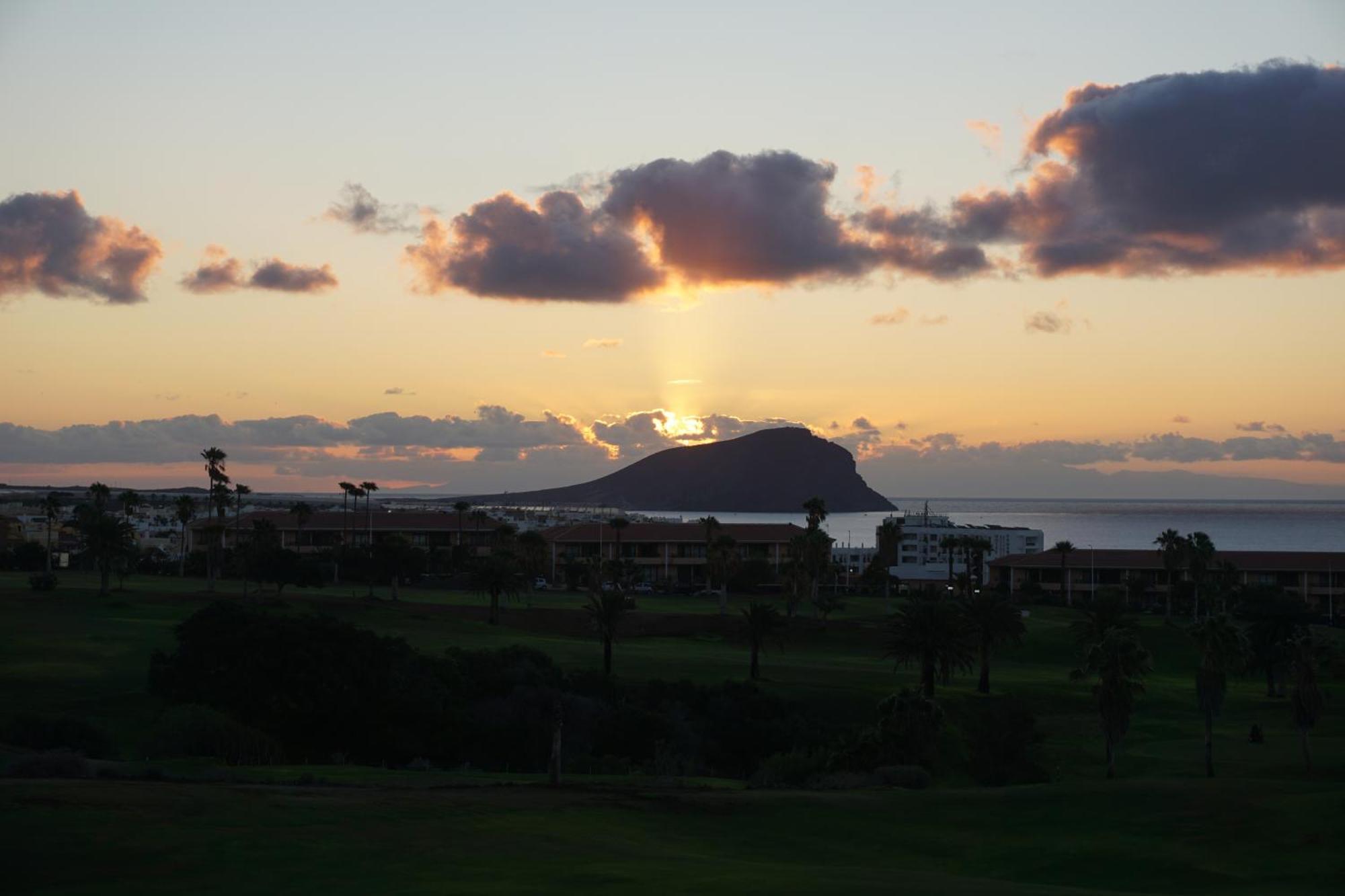 Golf Del Sur Apartment - Magnificent Panorama Of The Ocean, El Teide, And Montana Roja San Miguel de Abona Exteriér fotografie